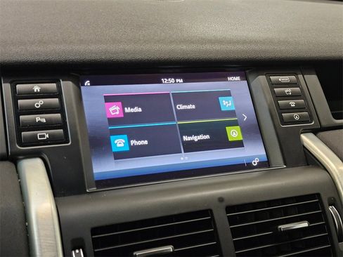 Used 2019 Land Rover Discovery Sport SE image 26