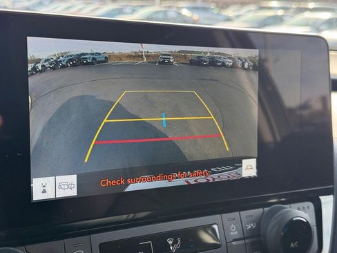 Certified 2025 Toyota Grand Highlander AWD image 21