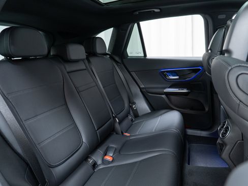 New 2026 Mercedes-Benz GLC 300 4MATIC image 24