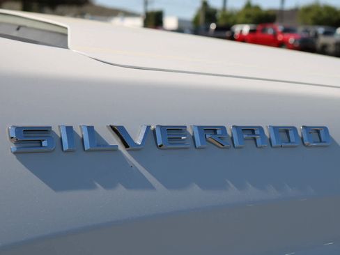 Used 2019 Chevrolet Silverado 1500 LT w/ All-Star Edition AWD/4WD image 10