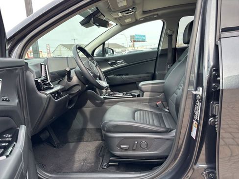 Used 2024 Kia Sportage SX image 13