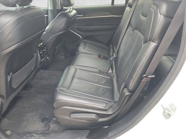 Used 2021 Jeep Grand Cherokee L Limited RWD image 13