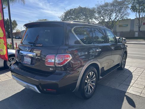 Used 2018 Nissan Armada SL w/ Premium Package image 8