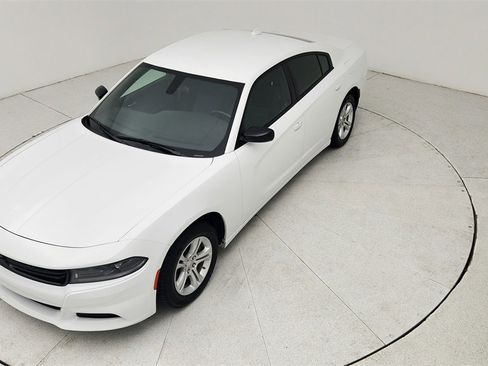 Used 2023 Dodge Charger SXT image 14
