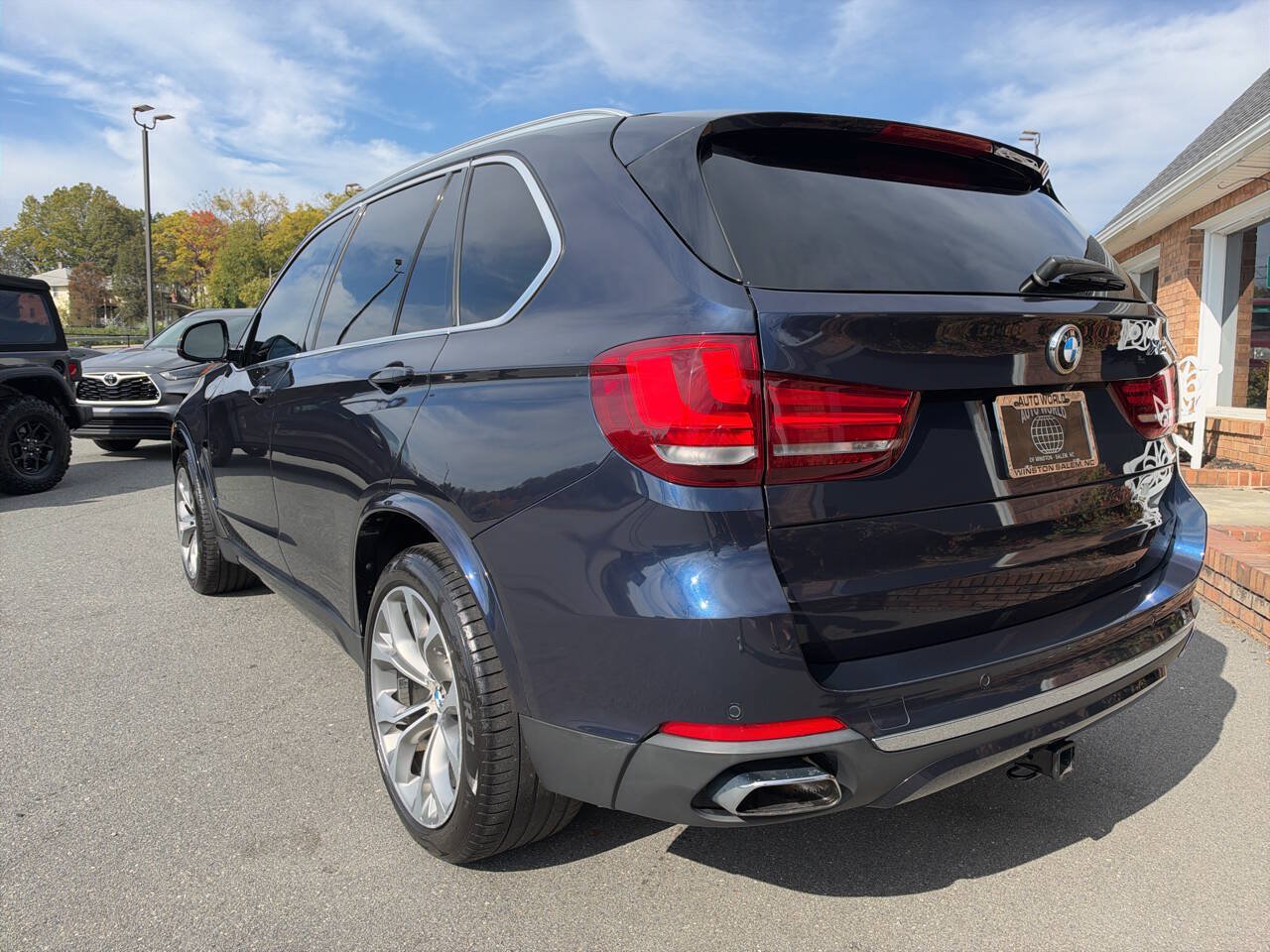 Used 2018 BMW X5 sDrive35i RWD image 11