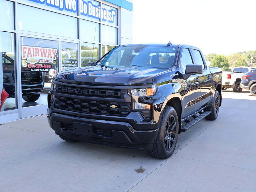Used 2023 Chevrolet Silverado 1500 Custom AWD/4WD image 6