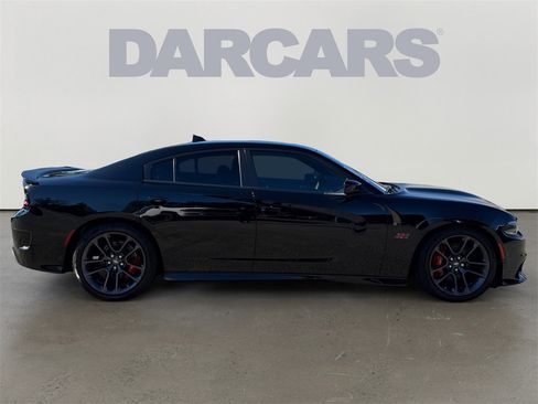 Used 2022 Dodge Charger Scat Pack w/ Driver Convenience Group image 8