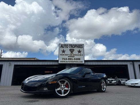 Used 2005 Chevrolet Corvette Coupe w/ Preferred Equipment Group RWD image 39
