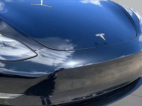 Used 2022 Tesla Model 3 Standard Range RWD image 27