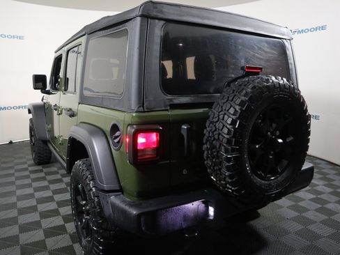 Used 2021 Jeep Wrangler Unlimited Sport image 9