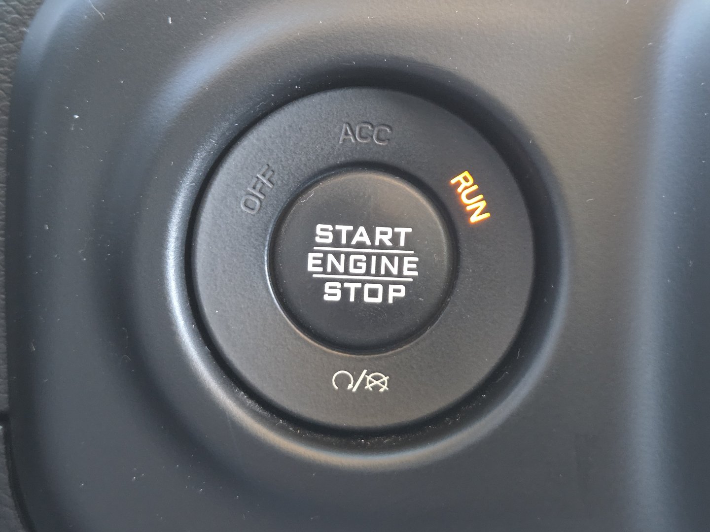 Used 2020 Jeep Wrangler Unlimited Sahara w/ LED Lighting Group AWD/4WD image 31
