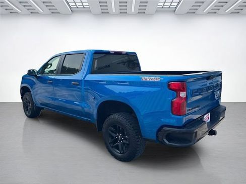 Used 2023 Chevrolet Silverado 1500 Custom Trail Boss w/ LPO, Dark Essentials Package AWD/4WD image 7