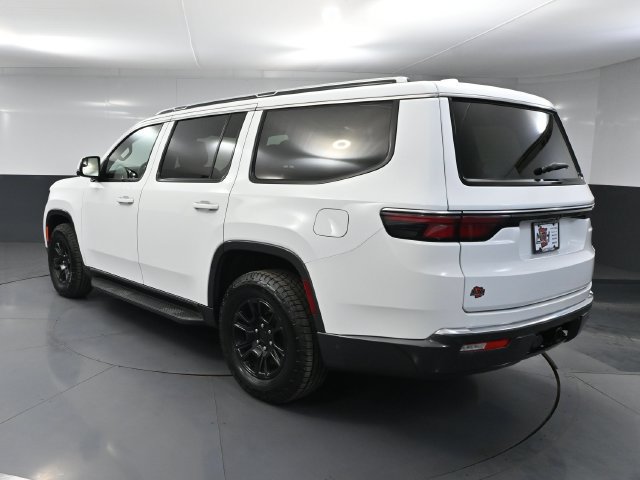 Used 2022 Jeep Wagoneer Series I w/ Convenience Group I AWD/4WD image 6