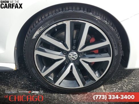 Used 2013 Volkswagen Jetta GLI Autobahn FWD image 5