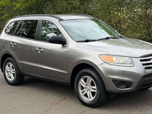 Used 2012 Hyundai Santa Fe GLS AWD/4WD image 9