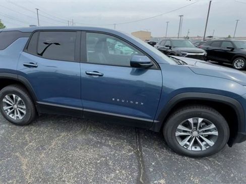 New 2026 Chevrolet Equinox LT w/ Convenience Package II image 3