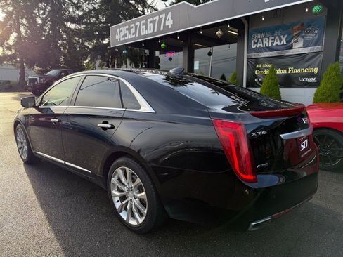 Used 2017 Cadillac XTS Luxury image 8