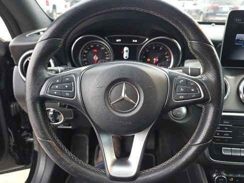 Used 2018 Mercedes-Benz CLA 250 image 23