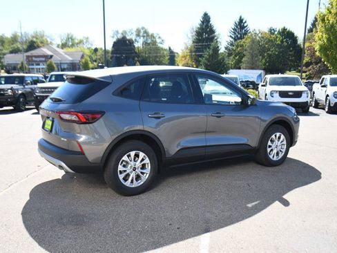 Used 2026 Ford Escape Active w/ Cold Weather Package AWD/4WD image 7