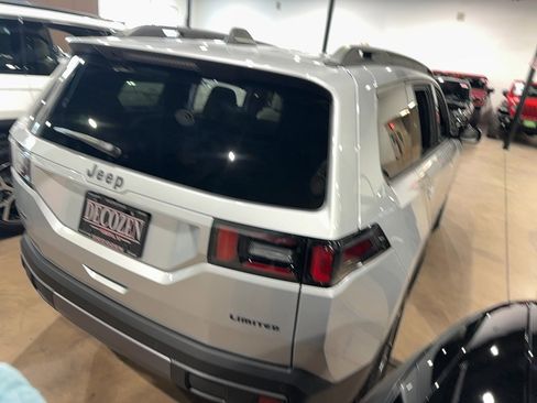 New 2026 Jeep Cherokee Limited image 3