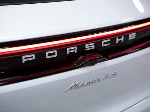 Certified 2025 Porsche Macan 4S Electric image 35