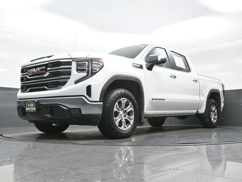 Used 2024 GMC Sierra 1500 SLT AWD/4WD image 28