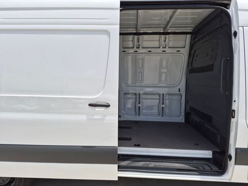 Used 2026 Mercedes-Benz Sprinter 2500 image 17