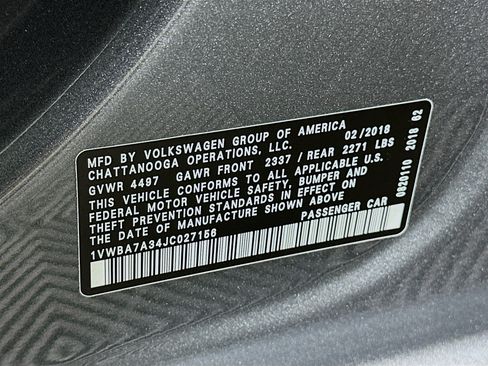 Used 2018 Volkswagen Passat 2.0T SE FWD image 12