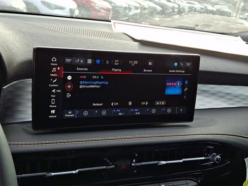 New 2026 Alfa Romeo Tonale Veloce w/ Quick Order Package 23H Volce image 16