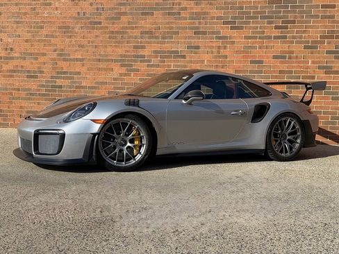 Certified 2018 Porsche 911 GT2 RS RWD image 1