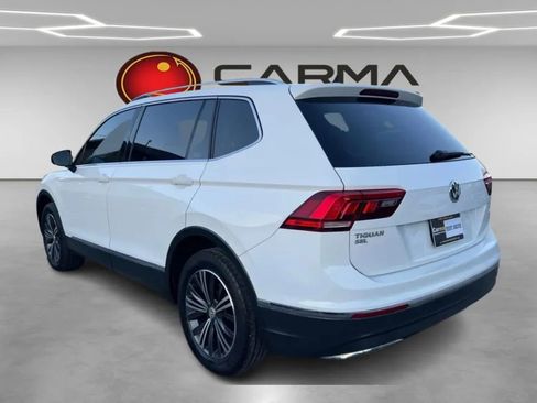 Used 2018 Volkswagen Tiguan SEL w/ 3rd Row Seat Package AWD/4WD image 3