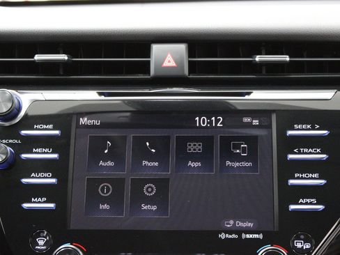 Used 2020 Toyota Camry XLE AWD/4WD image 23