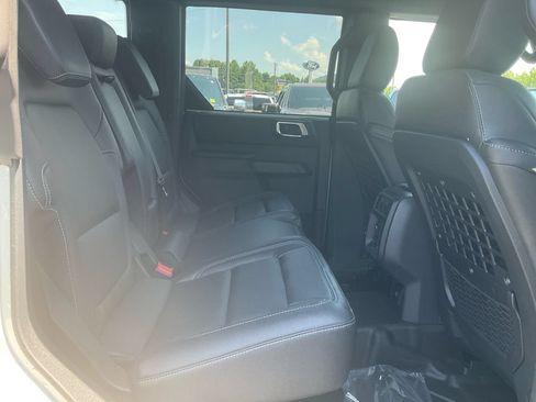 New 2026 Ford Bronco Big Bend w/ Black Diamond Package AWD/4WD image 13