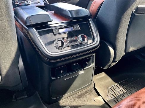 Used 2020 Lincoln Navigator L Reserve w/ Luxury Package AWD/4WD image 34
