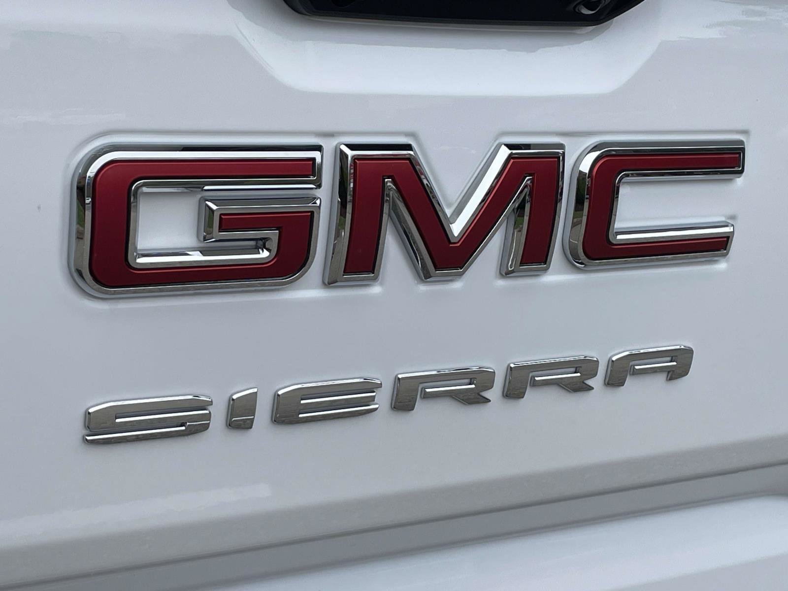 Certified 2025 GMC Sierra 1500 Elevation AWD/4WD image 12