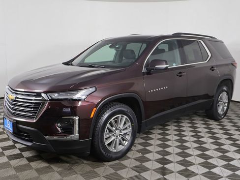 Used 2023 Chevrolet Traverse LT AWD/4WD image 9