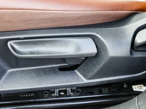 Used 2023 Volkswagen ID.4 Pro image 23