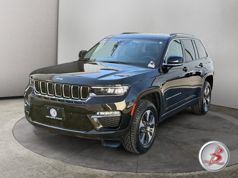 Used 2022 Jeep Grand Cherokee Limited 4xe AWD/4WD image 3