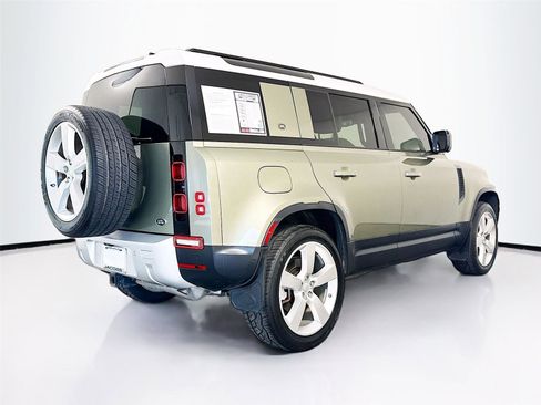 Used 2020 Land Rover Defender 110 HSE AWD/4WD image 40