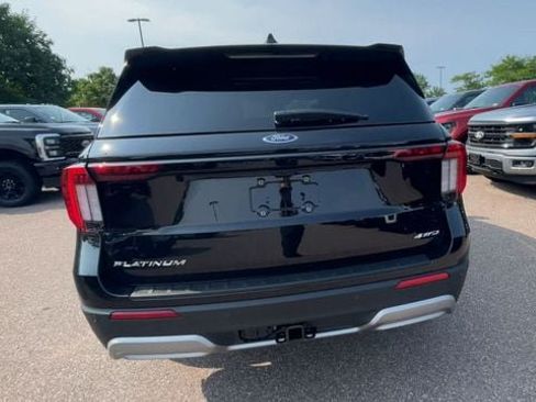 New 2026 Ford Explorer Platinum w/ LUX Leather Package AWD/4WD image 3