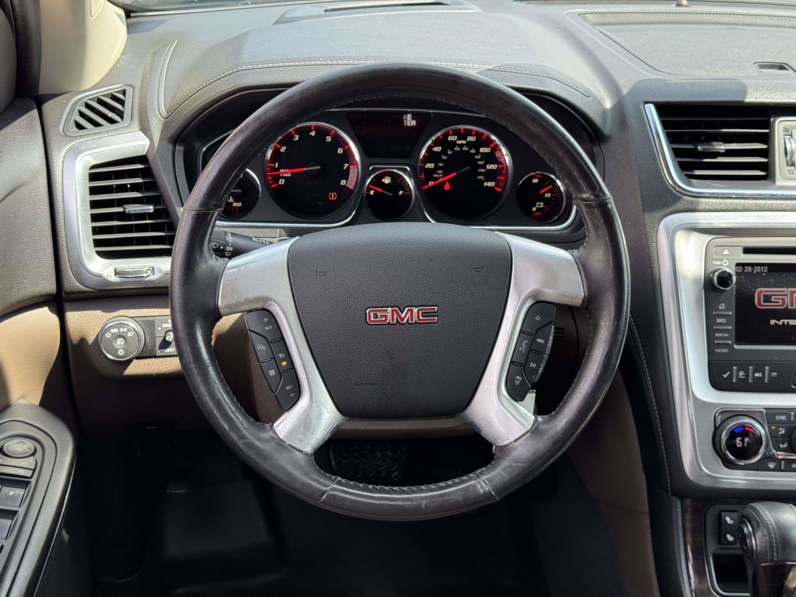 Used 2017 GMC Acadia Limited SLT AWD/4WD image 12