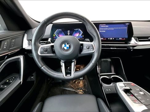 Used 2025 BMW X1 xDrive28i image 7