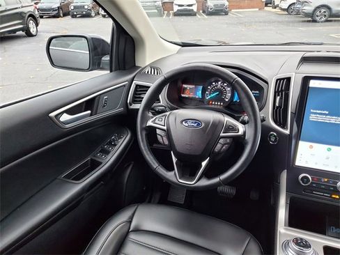 Certified 2024 Ford Edge SEL w/ Convenience Package image 8