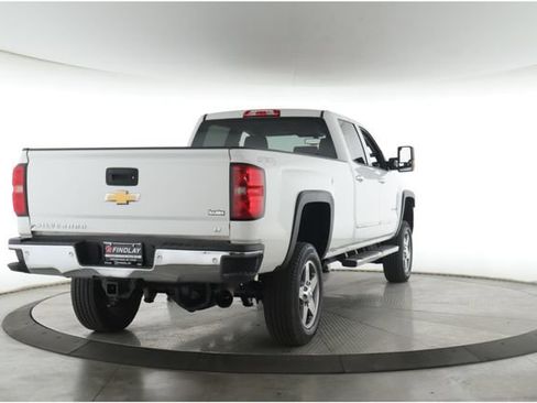 Used 2017 Chevrolet Silverado 2500 LT w/ LT Fleet Convenience Package AWD/4WD image 7
