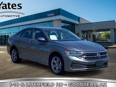 Used 2024 Volkswagen Jetta SE FWD image 1