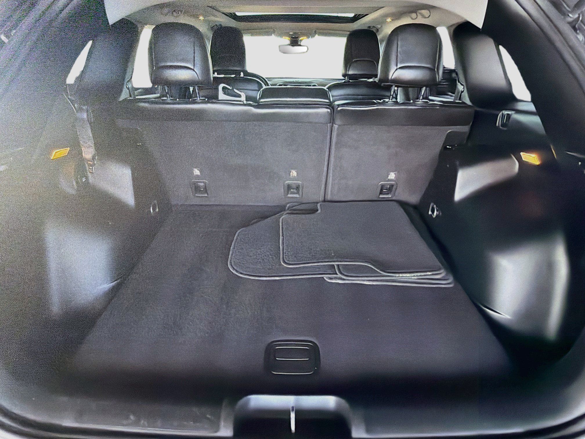 Used 2019 Jeep Cherokee Limited AWD/4WD image 30