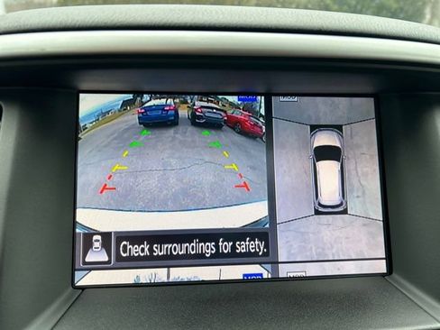 Used 2018 Nissan Pathfinder Platinum image 39