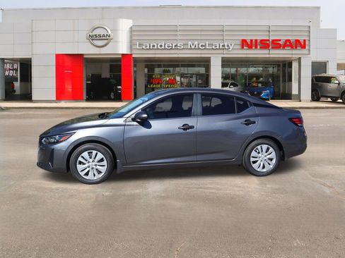 New 2025 Nissan Sentra S image 5