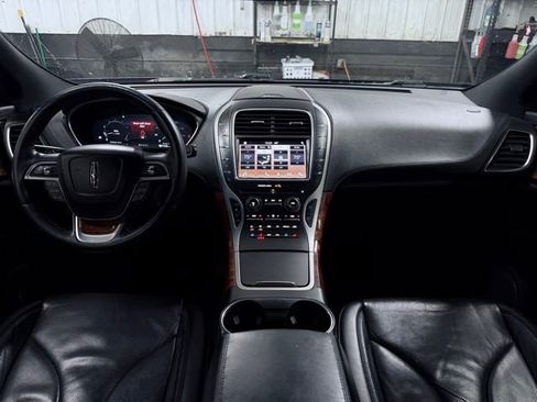 Used 2019 Lincoln Nautilus Reserve AWD/4WD image 25