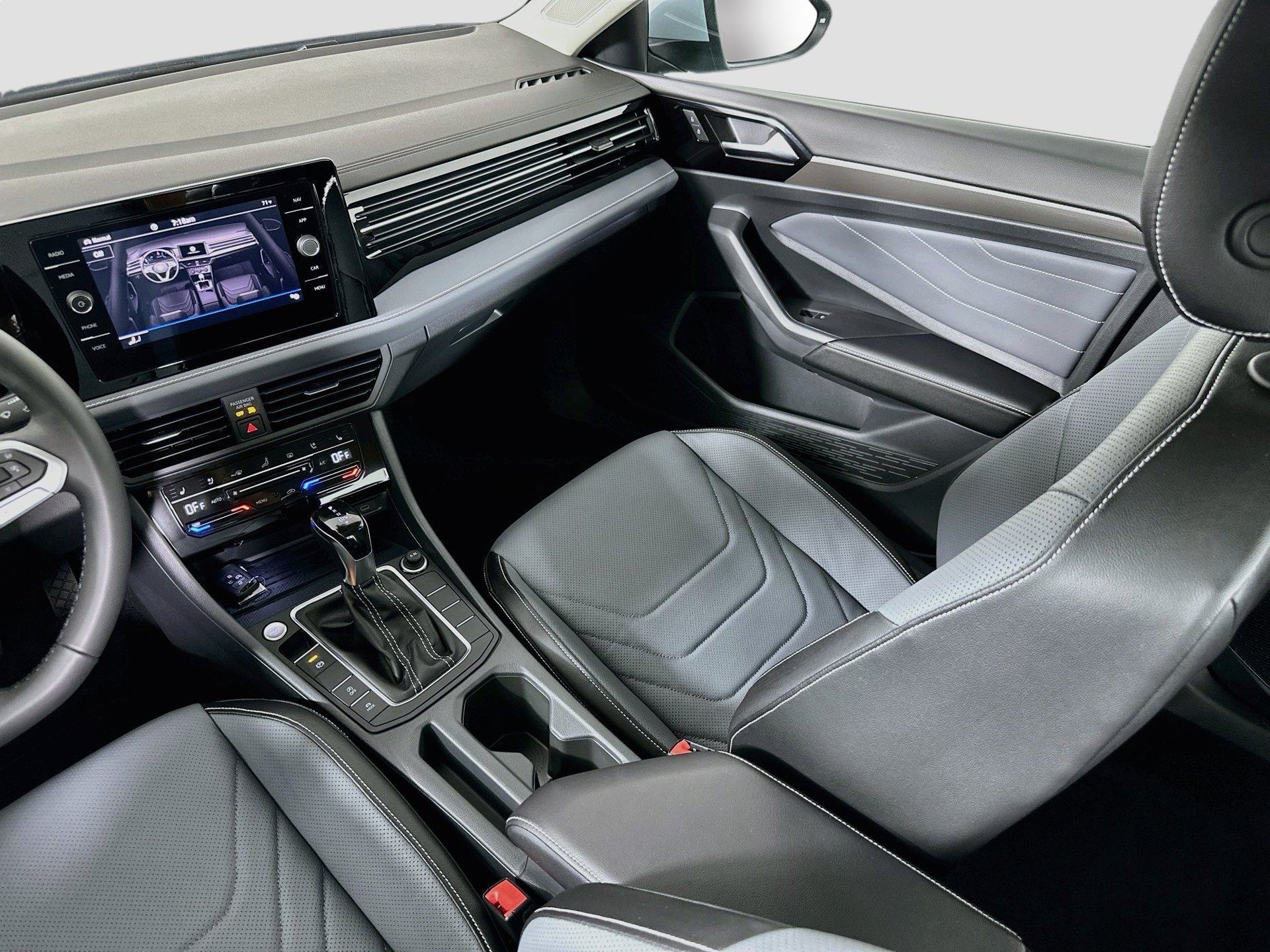 Certified 2026 Volkswagen Jetta SEL FWD image 24